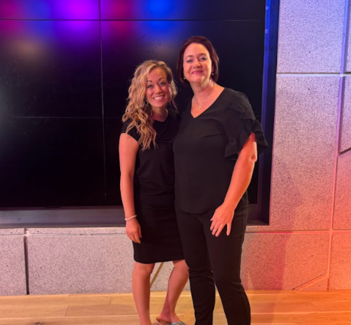 Julie De Jesus - Coaching Students (1)