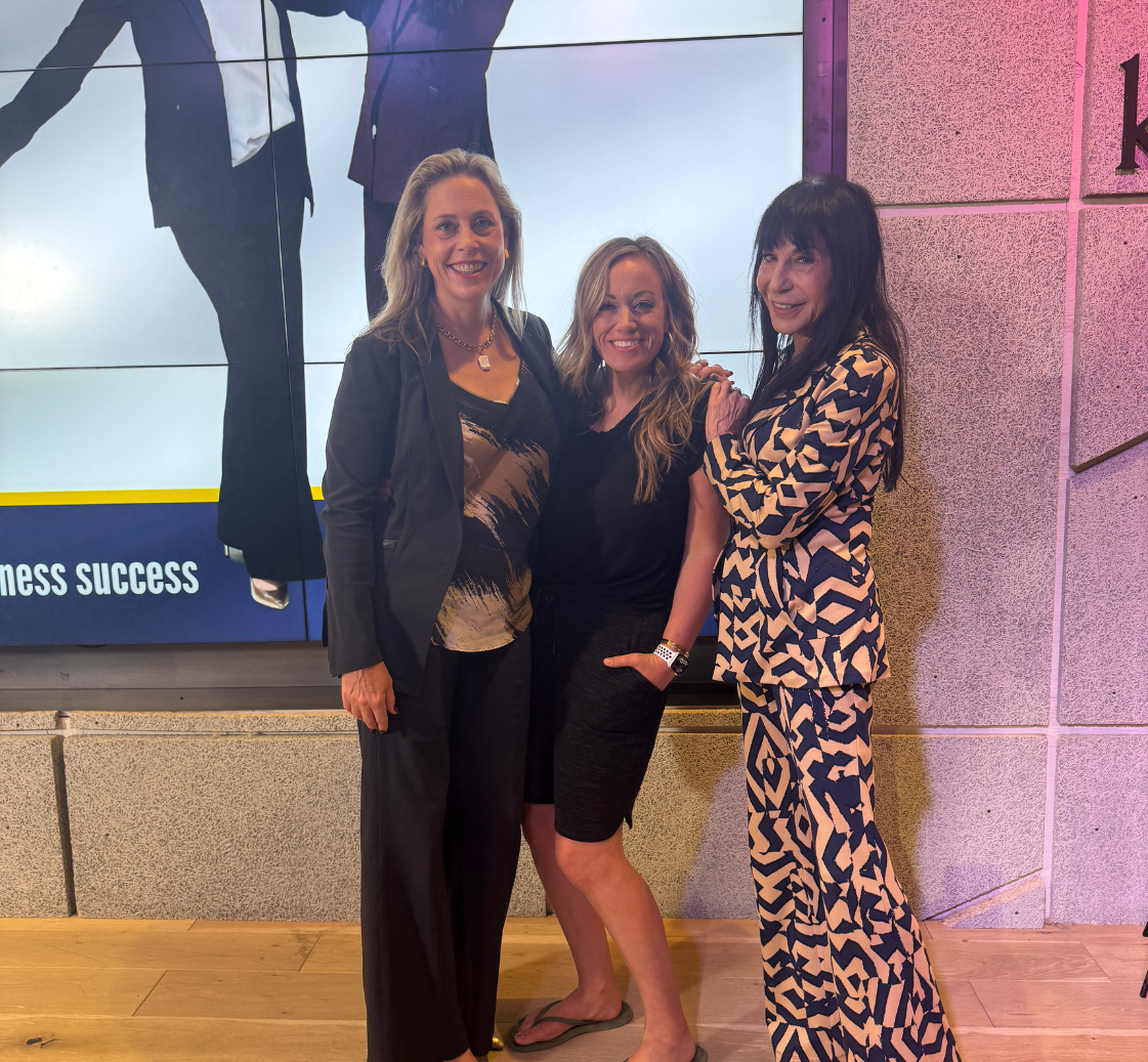 Julie De Jesus - Coaching Students (14)